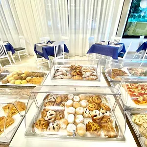 https://hotel-maioli.riccione-hotels.org